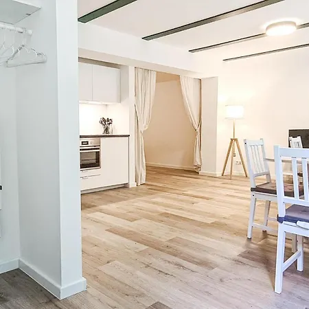 Beautiful In Ribnitz-dammgarten With Wifi And 2 Bedrooms Апартаменты