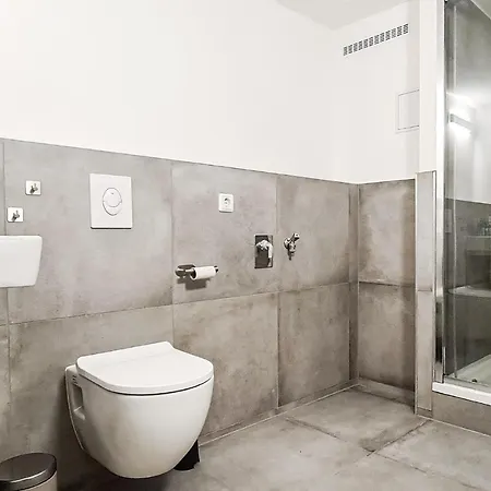 Апартаменты Beautiful In Ribnitz-dammgarten With Wifi And 2 Bedrooms *